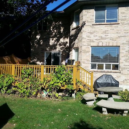 Maria'S Homestay Thornhill Exterior foto