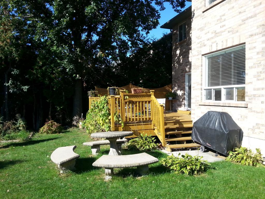 Maria'S Homestay Thornhill Exterior foto